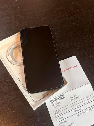 iPhone 13 - Zo goed als nieuw! beschikbaar voor biedingen