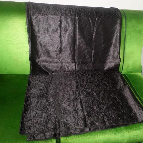 Lap mooie zwart glimmende stof met crinkle effect 132 x 300, Hobby en Vrije tijd, Stoffen en Lappen, Nieuw, 120 cm of meer, 200 cm of meer