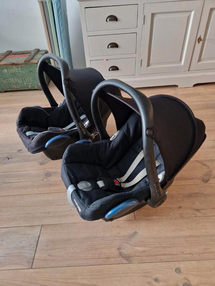 2x Maxi Cosi autostoeltje met easybase isofix, Kinderen en Baby's, Autostoeltjes, Zo goed als nieuw, Maxi-Cosi, 15 t/m 36 kg, Isofix