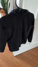 Zwart jongens trainingsjack mt 134/140, Kinderen en Baby's, Kinderkleding | Maat 134, Ophalen of Verzenden, Gebruikt, Jongen, Sport- of Zwemkleding