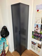 Woood Grijze Kledingkast - Smal Model, Huis en Inrichting, Kasten | Kledingkasten, Ophalen, Minder dan 50 cm, Gebruikt, Metaal