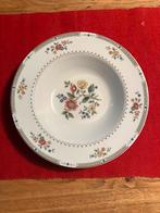 Royal doulton Kingswood 4 diepe borden., Antiek en Kunst, Antiek | Servies compleet, Ophalen of Verzenden