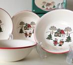 Set van 4 Wedgwood Windsor Christmas Compoteschaaltjes, Huis en Inrichting, Keuken | Servies, Nieuw, Ophalen of Verzenden, Schaal of Schalen