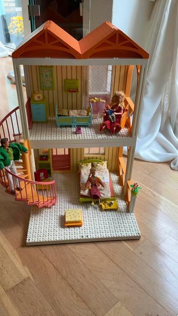 Poppenhuis uit 1998, Lego, scala, duplex flat met wenteltrap beschikbaar voor biedingen