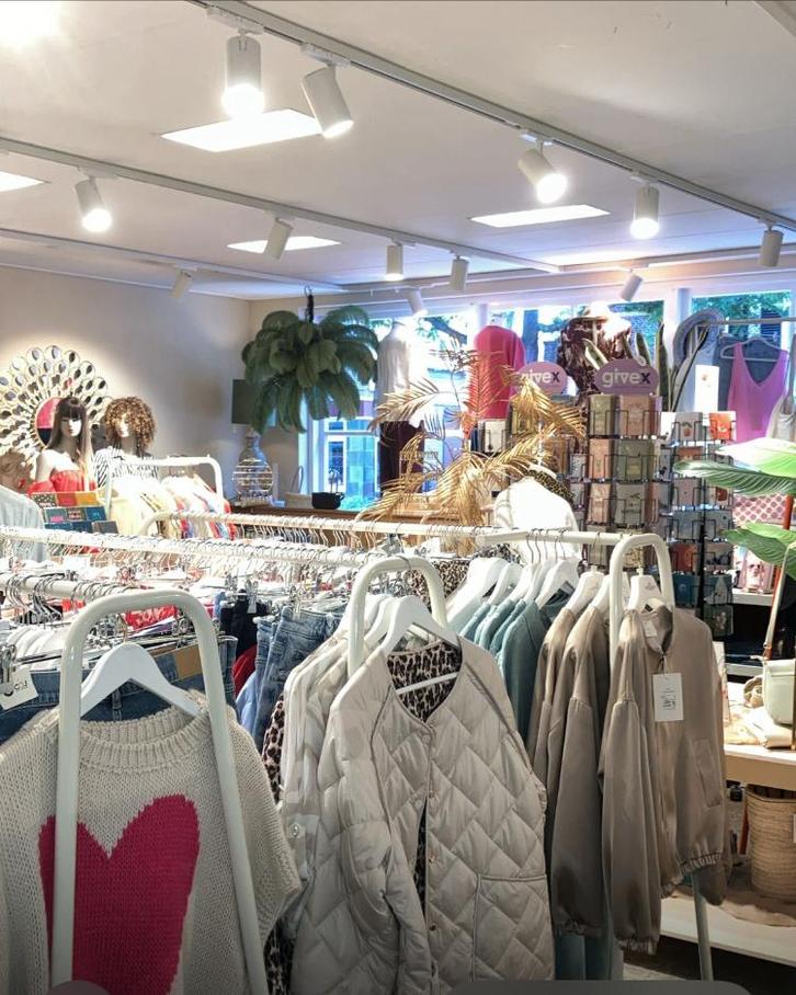 SPOT/WONING/LEDSPOT RAILSPOT VERLICHTING WINKEL WONING KEUK, Huis en Inrichting, Lampen | Spots, Nieuw, Plafondspot of Wandspot