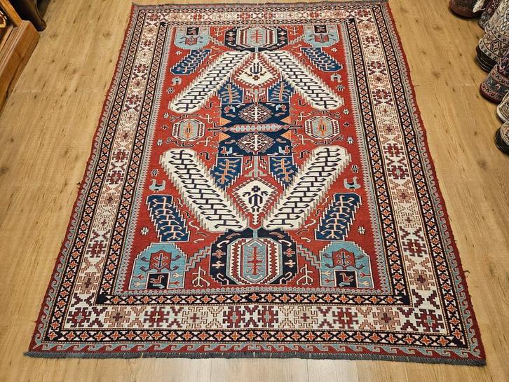 Handgeweven oosterse wollen sumak kelim 242x190, Huis en Inrichting, Stoffering | Tapijten en Kleden, Nieuw, 150 tot 200 cm, 200 cm of meer