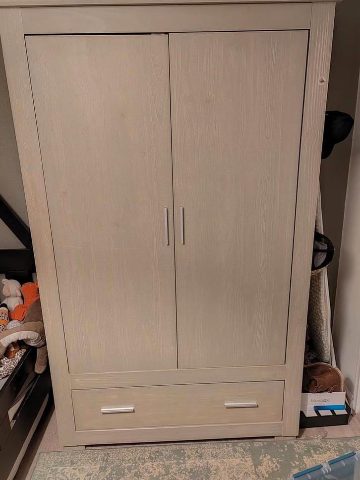 Stevige kledingkast met roede en lade, Huis en Inrichting, Kasten | Kledingkasten, Gebruikt, 150 tot 200 cm, 100 tot 150 cm, 50 tot 75 cm