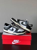 Nike Dunk Low Vintage Panda (36,5), Zwart, Nike, Nieuw, Ophalen of Verzenden