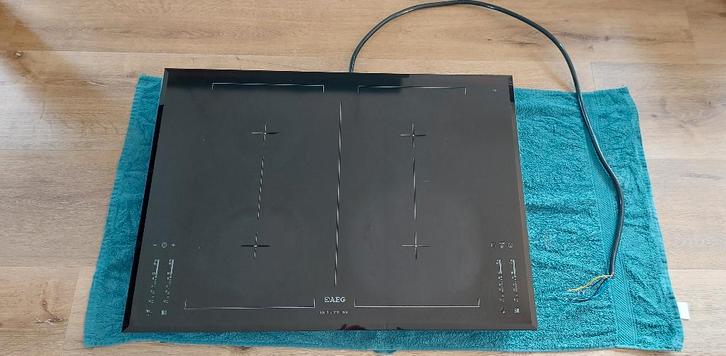 AEG HK764403FB inbouwkookplaat inductie (71 x 52 cm), Witgoed en Apparatuur, Kookplaten, Gebruikt, Inbouw, Inductie, 4 kookzones