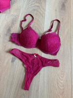Mooie roze lingerie set. Slip maat s, bh 75 C, Ophalen of Verzenden, Roze, Setje