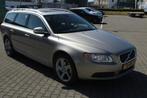 Volvo V70 2.0 Summum | Schuifdak | Trekhaak | Airco., 145 pk, Gebruikt, 4 cilinders, Handgeschakeld