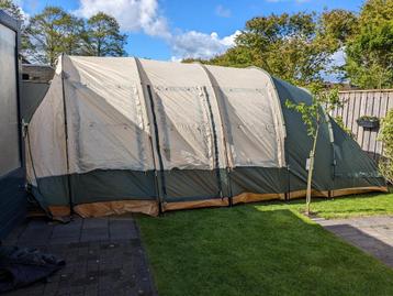 Tunneltent polyester 4 persoons merk Vrijbuiter 