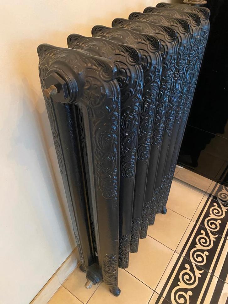 Gietijzeren Rococo radiator, Doe-het-zelf en Verbouw, Verwarming en Radiatoren, Zo goed als nieuw, Radiator, 800 watt of meer