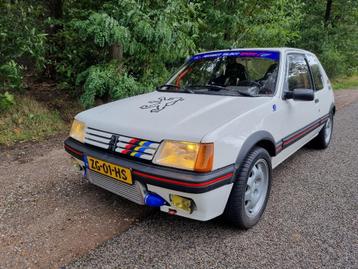 Peugeot 205 2.0 GTi Turbo 1991 Wit beschikbaar voor biedingen