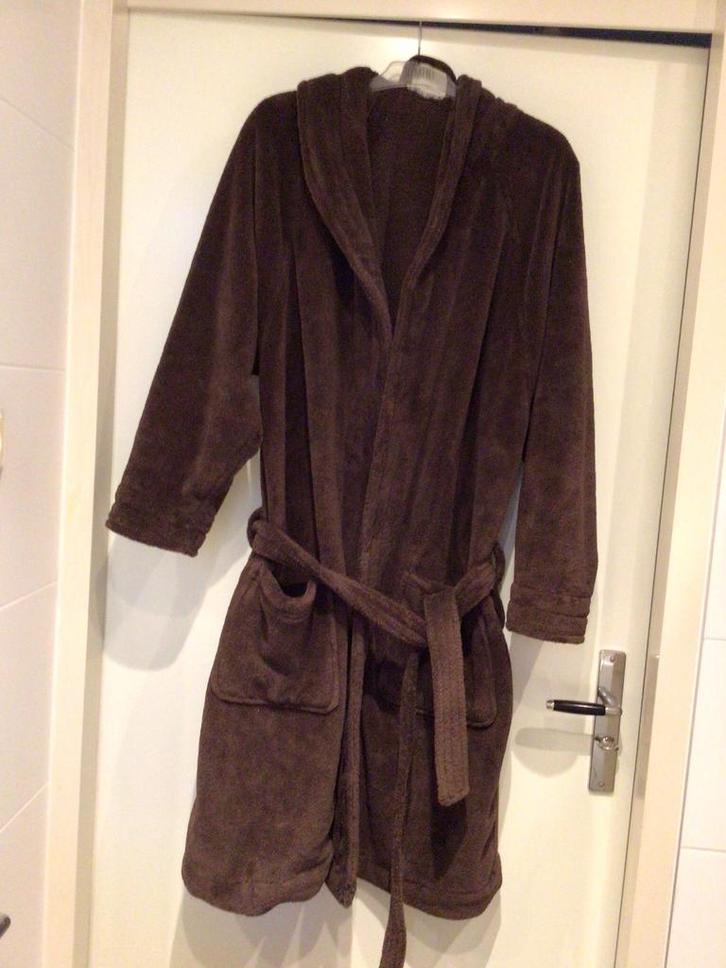 Badjas, ochtendjas merk Essenza Bruin mt M / L comfortabel., Kleding | Heren, Pyjama's, Zo goed als nieuw, Ophalen of Verzenden
