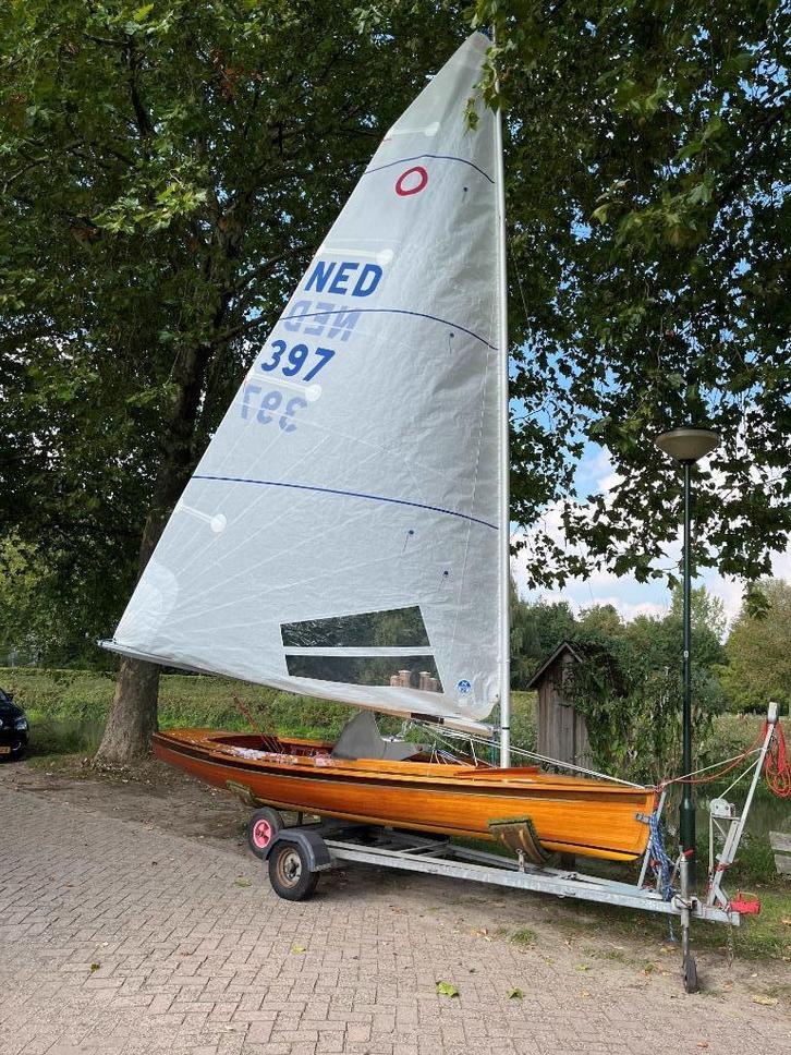 Prachtige Veelenturf  Olympia Jol 1986 met gouden biesjes., Watersport en Boten, Open zeilboten, Gebruikt, Overige typen, 3 tot 6 meter