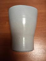 Vaas vintage keramiek met hert eland hoogte 13,5 cm., Gebruikt, Overige kleuren, Aardewerk of Porselein, Ophalen of Verzenden