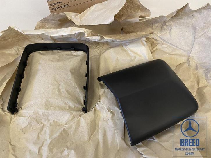 NOS spiegelkap rechts voor Mercedes-Benz W124 W201, Auto-onderdelen, Spiegels, Mercedes-Benz, Nieuw, Ophalen of Verzenden