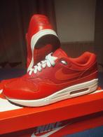 Nike Air Max 1 Gym Red - Zo goed als nieuw!, Kleding | Heren, Schoenen, Ophalen, Overige kleuren, Nike, Sneakers of Gympen