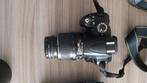 Nikon D3000 camera met lens 70 - 300 1:4-5:6 comp met lader, Ophalen of Verzenden, Zo goed als nieuw