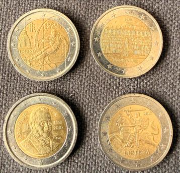 Set van 4 Verschillende 2 Euro Herdenkingsmunten beschikbaar voor biedingen