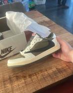 Travis Scott Jordan 1 maat 44 medium olive, Ophalen, Overige kleuren, Nieuw, Sneakers of Gympen
