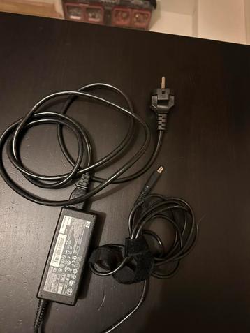 Hp oplader 65W origineel beschikbaar voor biedingen