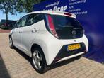 Toyota Aygo 1.0 VVT-i x-play, Voorwielaandrijving, Stof, Gebruikt, Zwart