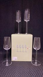 Iittala champagneglazen Essence., Nieuw, Ophalen of Verzenden, Glas, Scandinavisch