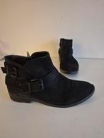 Zwarte enkellaarsjes met gespen.  Maat 41, Zwart, Lage of Enkellaarzen, Ophalen of Verzenden, Onbekend