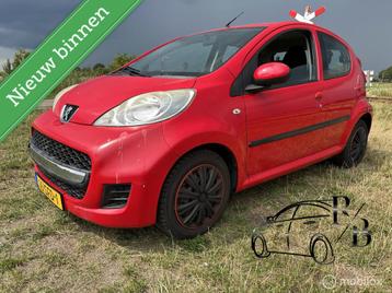 Peugeot 107 1.0-12V XS NIEUWE APK beschikbaar voor biedingen