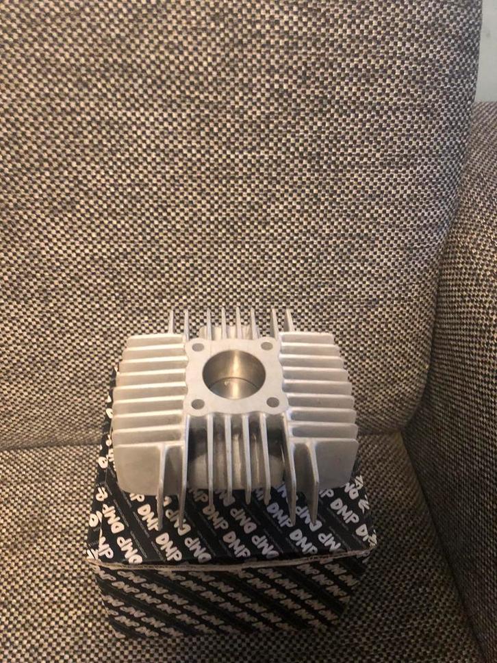 Tomos 50cc dmp cilinder en dellorto 17,5 mm carburateur, Fietsen en Brommers, Brommers | Tomos, Zo goed als nieuw, Verzenden