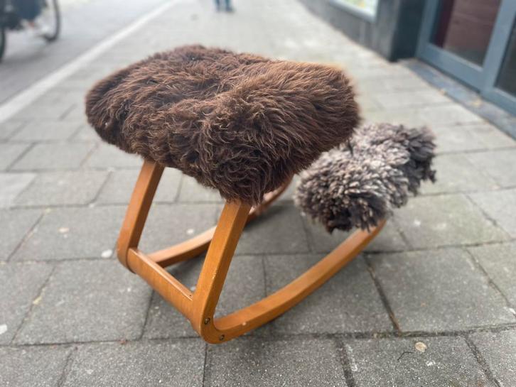 Varier Variabel stoel, Huis en Inrichting, Stoelen, Zo goed als nieuw, Eén, Hout, Bruin, Ophalen