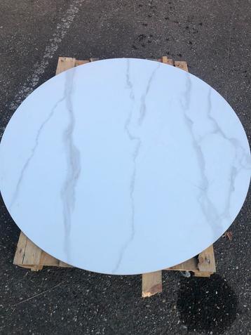 Tafelblad rond 120cm (marmer / sintered stone) beschikbaar voor biedingen