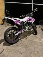 Derbi senda sm drd xtreme 2013, Fietsen en Brommers, Brommers | Derbi, Ophalen, Gebruikt, Maximaal 45 km/u