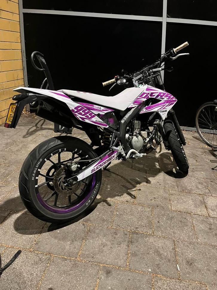 Derbi senda sm drd xtreme 2013, Fietsen en Brommers, Brommers | Derbi, Gebruikt, Maximaal 45 km/u, Ophalen