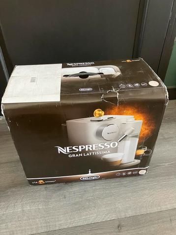 Nieuw Nespresso cups apparaat/ machine Gran Lattissima  beschikbaar voor biedingen