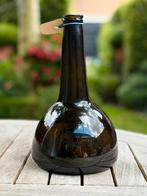 Antieke glazen fles - 18e eeuw, Antiek en Kunst, Antiek | Glas en Kristal, Ophalen of Verzenden