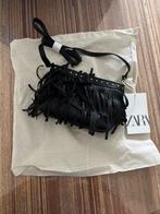 Schoudertas met franjes en micro studs van Zara, Ophalen of Verzenden, Nieuw, Zwart, Overige merken