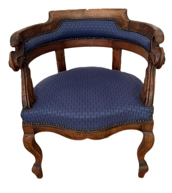 Antieke Houten Armstoel - gerestaureerd en gestoffeerd, Antiek en Kunst, Antiek | Meubels | Stoelen en Banken, Ophalen