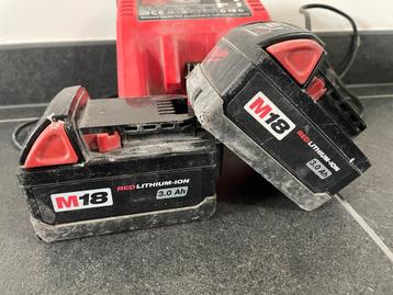 Milwaukee M18 Accu Pakket + Lader beschikbaar voor biedingen