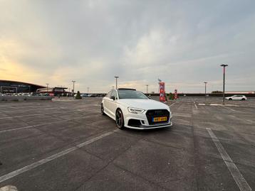 Audi RS3 limousine bomvol opties. beschikbaar voor biedingen