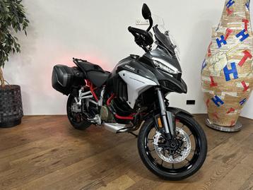 Ducati Multistrada V4 S Travel & Radar *FABRIEKSGARANTIE*NIE beschikbaar voor biedingen