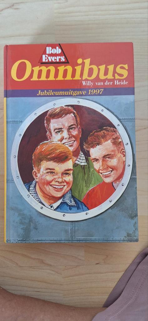Bob Evers Omnibus - Jubileumuitgave 1997, Boeken, Overige Boeken, Gelezen, Ophalen of Verzenden