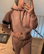 Roze Quotrell Trainingspak xs, Overige typen, Ophalen of Verzenden, Zo goed als nieuw, Quotrell