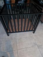 Mooie zwarte box incl 2 boxkleden, Kinderen en Baby's, Boxen, Ophalen of Verzenden, Zo goed als nieuw