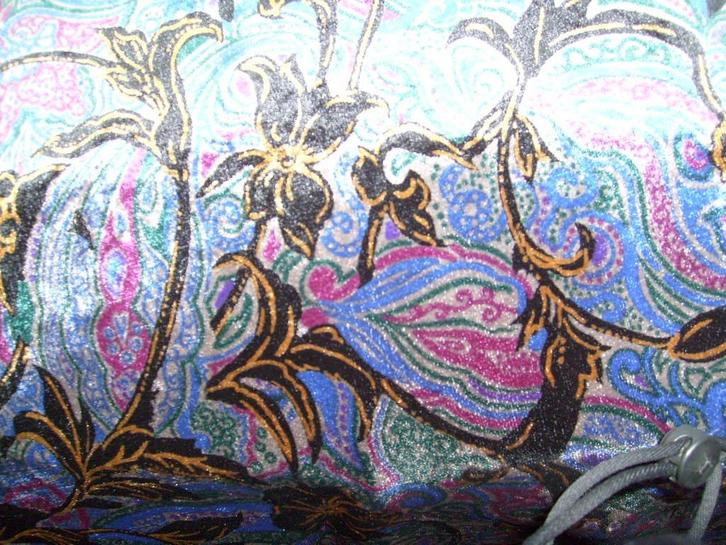 Mooie veloursachtige stof, Hobby en Vrije tijd, Stoffen en Lappen, Nieuw, Overige materialen, 120 cm of meer, 30 tot 200 cm, Blauw