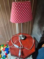 Leuke Tafellamp met Rode Polkadot Kap, Gebruikt, Ophalen of Verzenden, Metaal, Modern