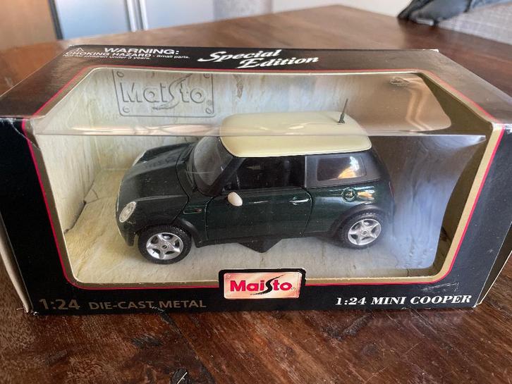 Maisto Special Edition Mini Cooper 1:24, Hobby en Vrije tijd, Modelauto's | 1:24, Zo goed als nieuw, Auto, Maisto, Ophalen of Verzenden