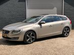 Volvo V60 2.4 D6 AWD Plug-In Hybrid R-Design, Automaat, Zwart, Vierwielaandrijving, 11 kWh